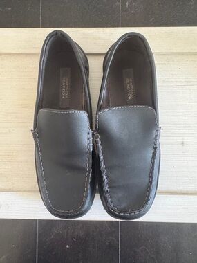 Kenneth Cole Reaction Black Leather Slip-On Loafers for Kids